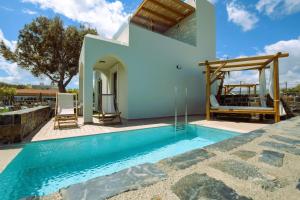 Suite with Private Pool room in Malena Hotel