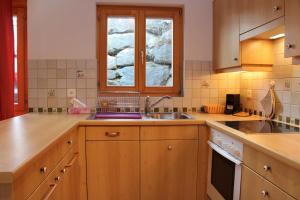 Four Seasons 1 - 1 bedroom apartment