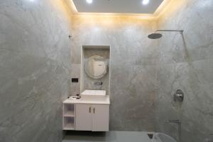 The Luxury Inn
