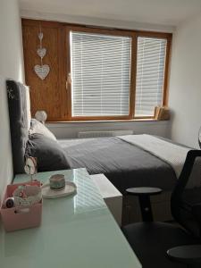 Stylish 3 bed flat in Greenwich