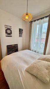 Appartements Le Domaine Des Yebles - Appartement Calme et elegant : photos des chambres