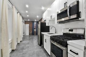 Convenient Apartment 538