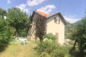 Gîte Villa Lips - 拉科尔米亚讷