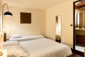B&B / Chambres d'hotes Aux Prisons de Montagny : photos des chambres