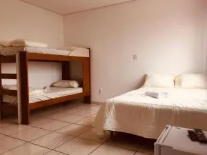 Pousada Lagus Pan - 皮乌米