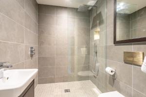 Castle Outlook at Ryedale House