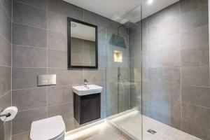 Castle Outlook at Ryedale House