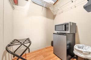 Gone Fishin Suite 4 by The Lodges at Fossil Creek