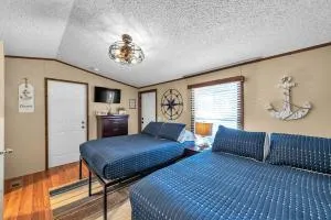 Nautical Nest Suite 2 by The Lodges at Fossil Creek - Willow Spring