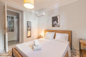 Neo Classic - Amazing 2Br House in Prime Location