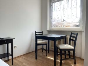 SAD161 - Gut geschnittene Monteurwohnung mit Balkon