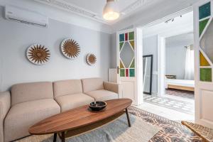 Neo Classic - Amazing 2Br House in Prime Location