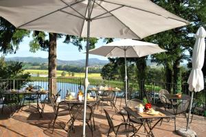 Villa Illuminata by MMega