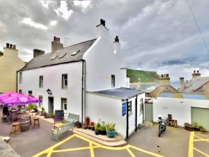 The Garden Arms Pub and Rooms