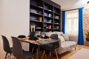 Stylish 2BR Apt Galata-Taksim Area Near Metro