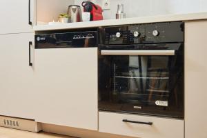 Stylish 2BR Apt Galata-Taksim Area Near Metro