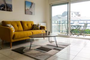 Appartement avec superbe vue sur le port de plaisance des Sables dOlonne - 4 personnes