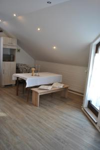 B&B Apart Hotel Goldener Hahn - Hygge Pool & Sauna