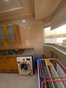 a 3 bedroom apartment with lovely Nile view