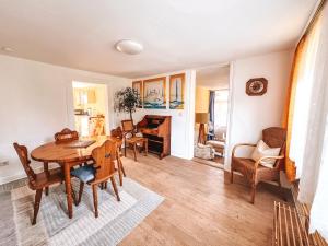 Gemütliche Terassenwohnung mit rustikalem Charme