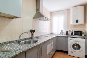 3 habitaciones y 2 baños junto al rio