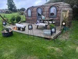 Prosecco - Lydcott Glamping Cornwall, sea views - East Looe