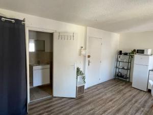 Grand Studio à 100m des plages