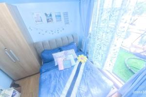 Azure staycationbyGetwellwander