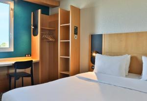 Hotels B&B HOTEL Les Sables-d'Olonne Centre Gare : photos des chambres