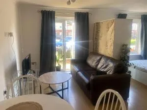 Flat 1 Emmanuel Court - New Southgate