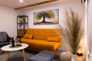 Urban Gallery Retreat