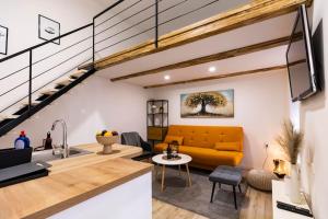 Urban Gallery Retreat