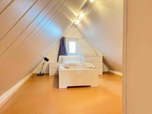 SAD803 - Zweistöckige Monteurwohnung