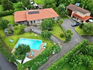 Spacious Villa in Carrazedo with Pool - Rendufe