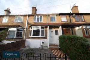 Modern 5 bedroom home in Reading