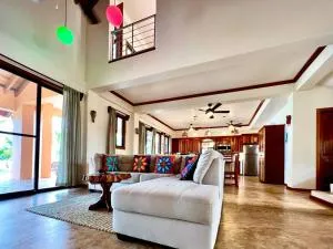 Beachfront jesperfortin at ma il com Views - Dangriga