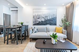 Anemoi Home - Luxe Stay with Pool & Gym by TT