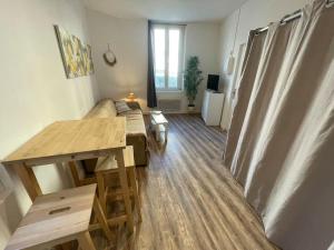 Joli Studio RDC à 100m des plages