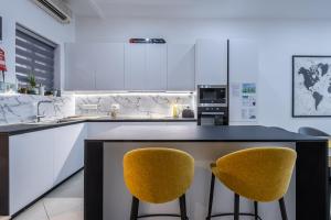 Spacious and stylish apartment