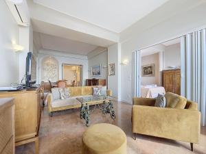 Nestor&Jeeves - HORIZON PROMENADE - Central - Sea front