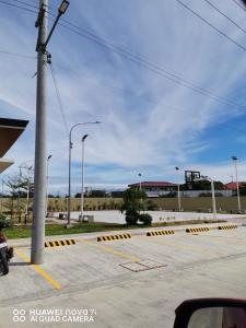 Haus of Emerald Studio Condo - Plumera by Kevin