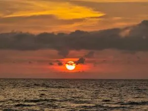 Seaside Sunset Beach Resort - Caba