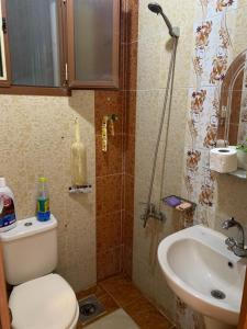 unique studio with 2 ACs & Free Wi-Fi by the sea and Hilton Hotel in Alexandria