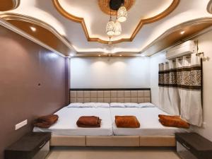 shree trilokeshwar Mahadev guesthouse