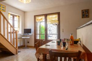 Maisons de vacances Gite le noyer 4 pers a blajoux : photos des chambres
