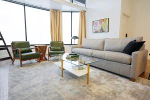 KING First Floor Sleep8 4Beds 2BA Swepson Escape