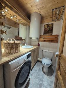 Appartements Appartement familial au Revard vue sur le jardin d-enfant et pistes : photos des chambres