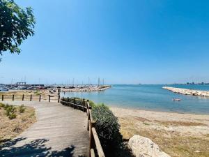 Appartements Voile de Mer 1 - Les Pieds dans l-eau, CLIM, Wifi, 2 personnes : photos des chambres