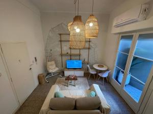 Encantador apartamento con patio