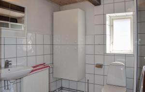 Stunning Home In Tomelilla With Wifi